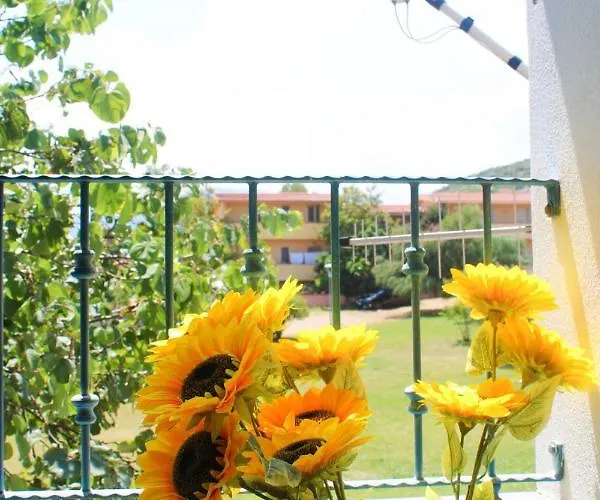 Appartamenti Mareblu1 450M Dal Mare